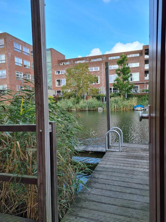 Great Canal Studio - Water View & Free Parking Амстердам Экстерьер фото